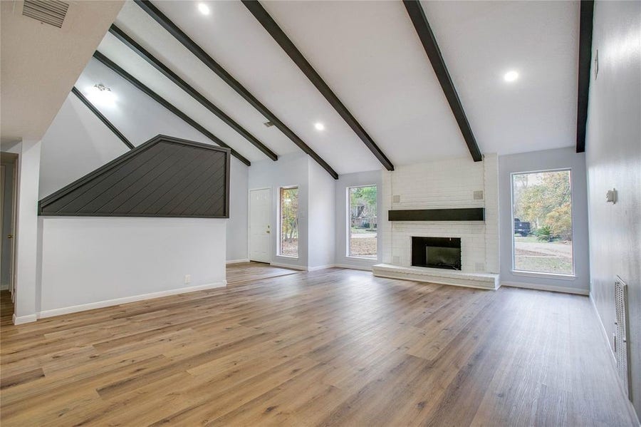 Property photo for 605 Jeff Davis Court, Conroe, TX
