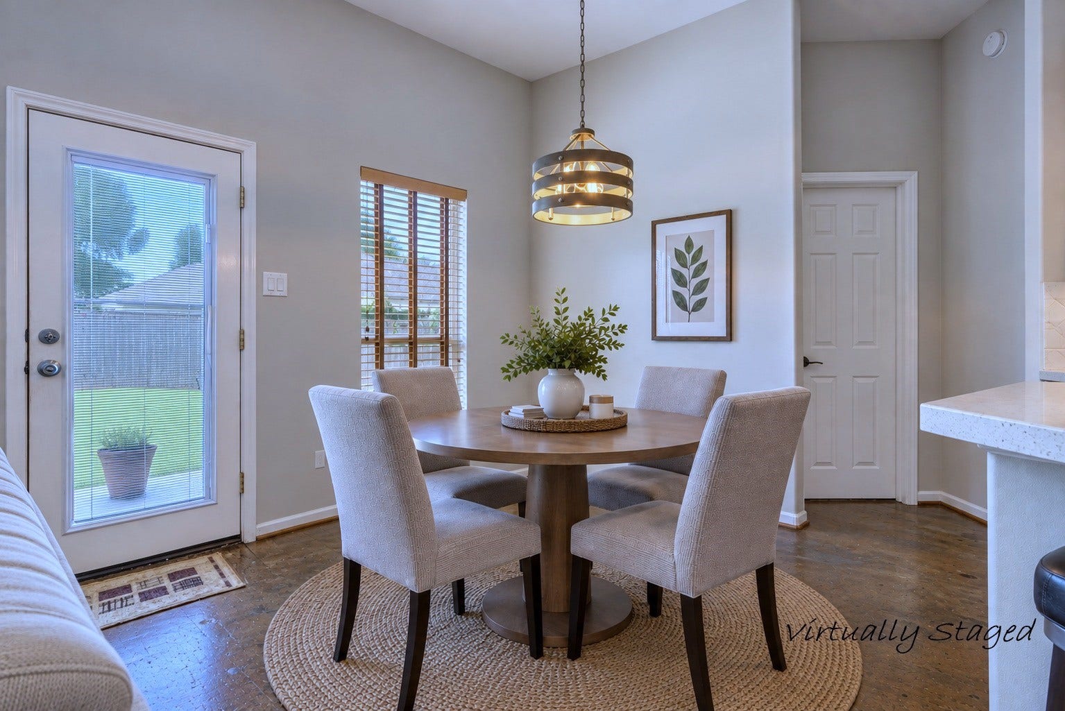 1859 Pembrook Circle, Conroe, TX 77301 Virtually staged breakfast area