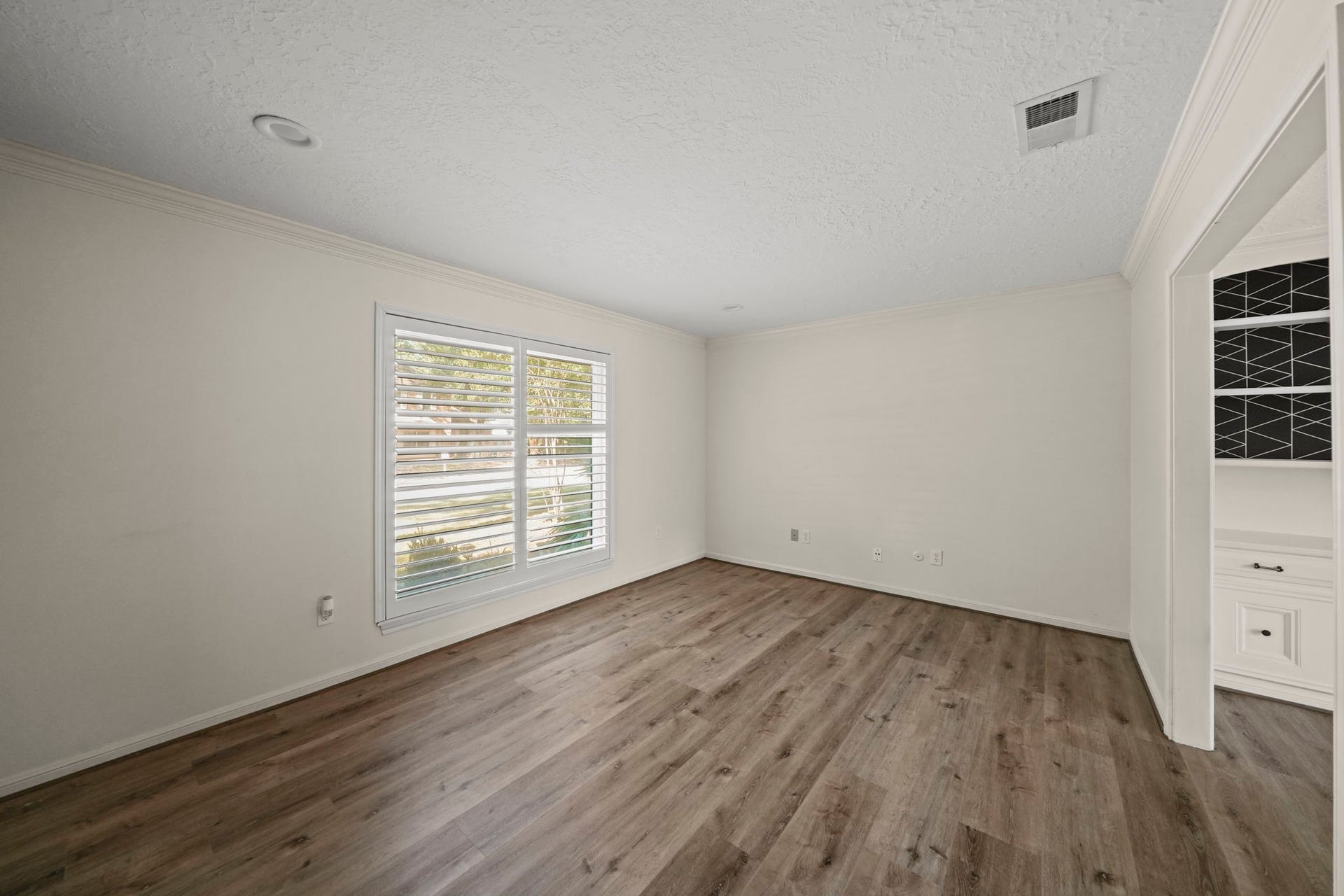 15626 Canterbury Forest Drive, Tomball, TX 77377