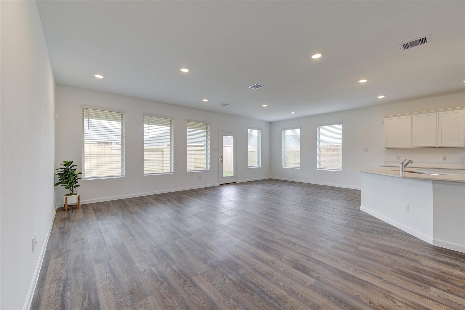 2912 Eden Lake Lane, Katy, TX 77493 2912 Eden Lake Lane, Katy, TX 77493