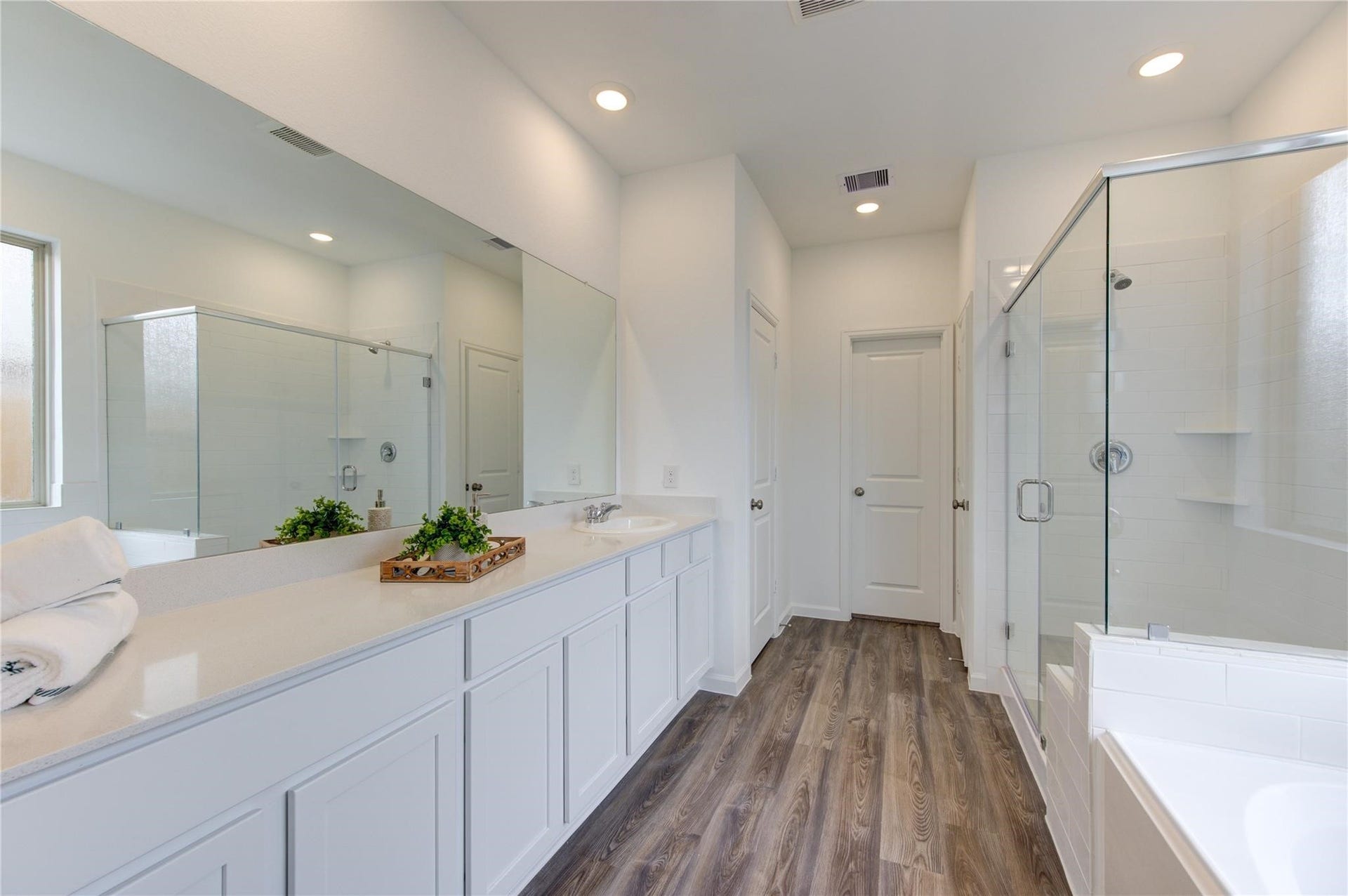 2912 Eden Lake Lane, Katy, TX 77493 2912 Eden Lake Lane, Katy, TX 77493