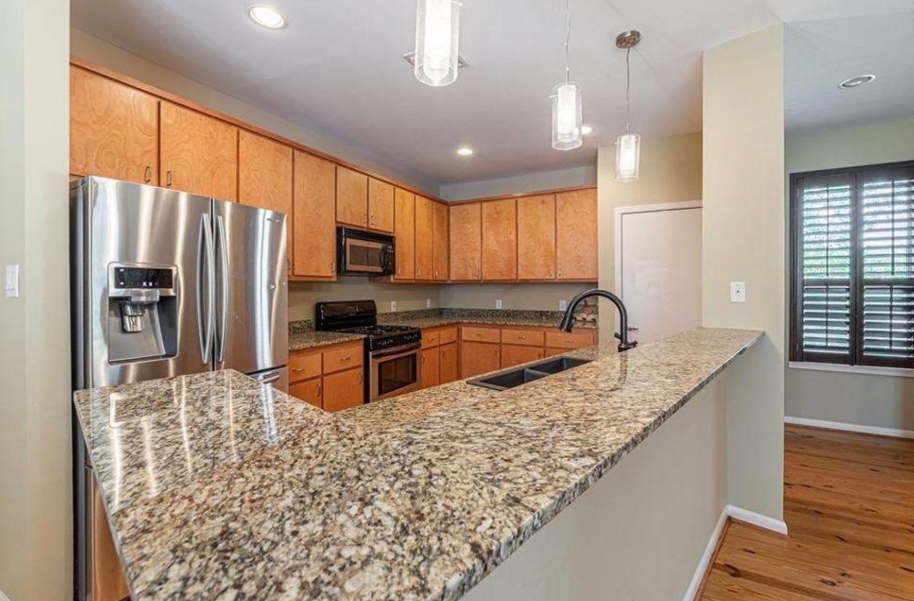 4308 Lillian Street, #D, Houston, TX 77007 4308 Lillian Street, #D, Houston, TX 77007