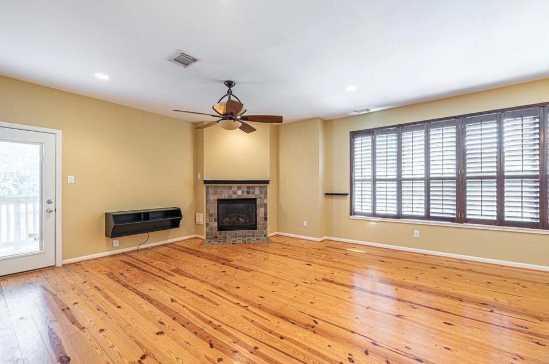 4308 Lillian Street, #D, Houston, TX 77007 4308 Lillian Street, #D, Houston, TX 77007