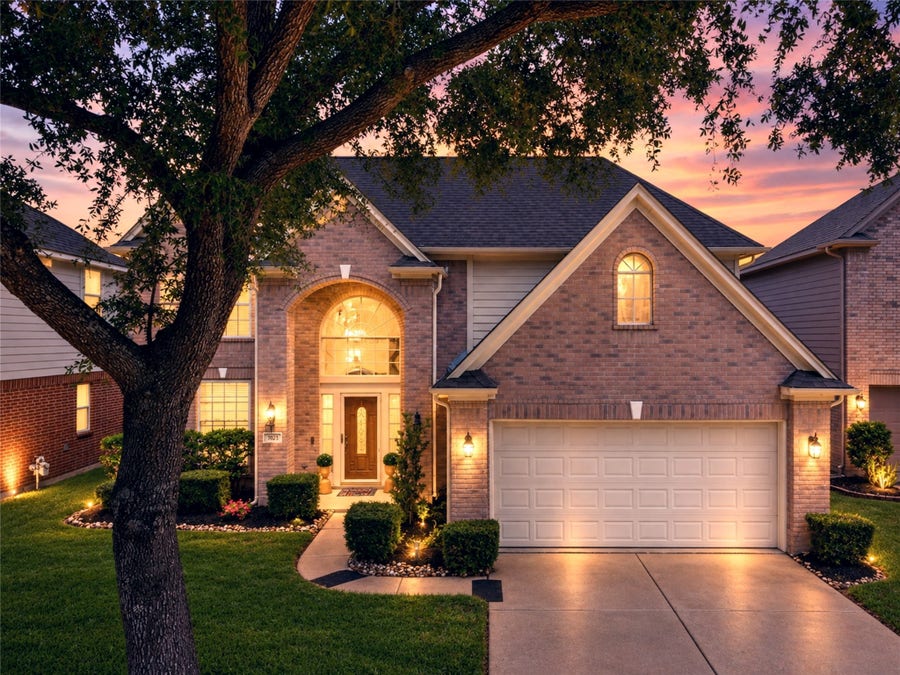 Property photo for 7023 Kemper Dr, Pasadena, TX