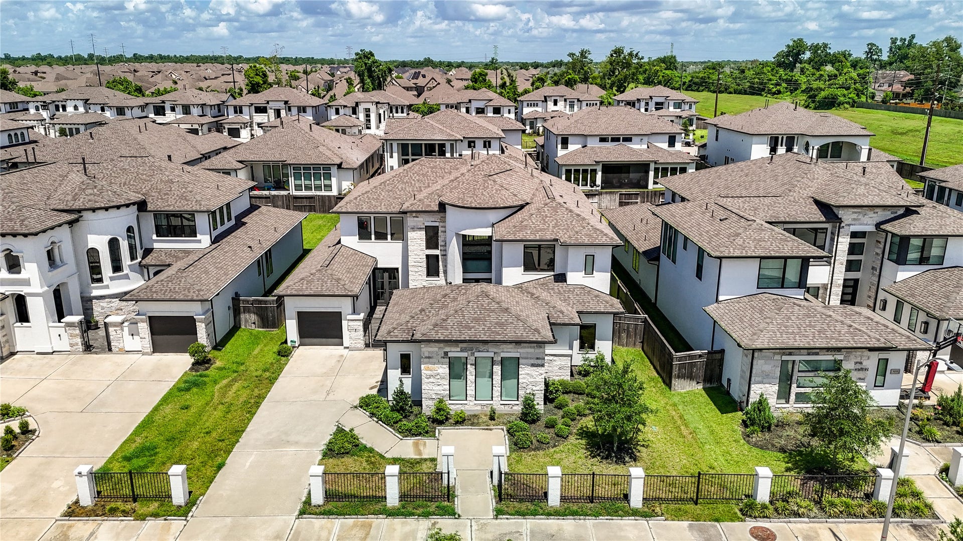 9015 Orchard Cove, Missouri City, TX 77459 9015 Orchard Cove, Missouri City, TX 77459