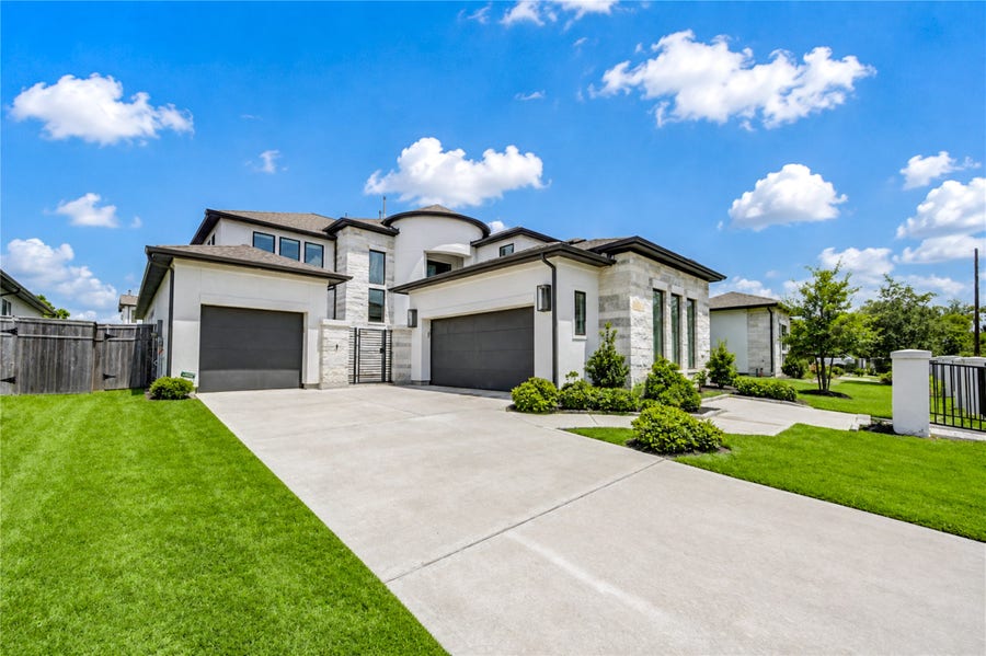 Property photo for 9015 Orchard Cove, Missouri City, TX
