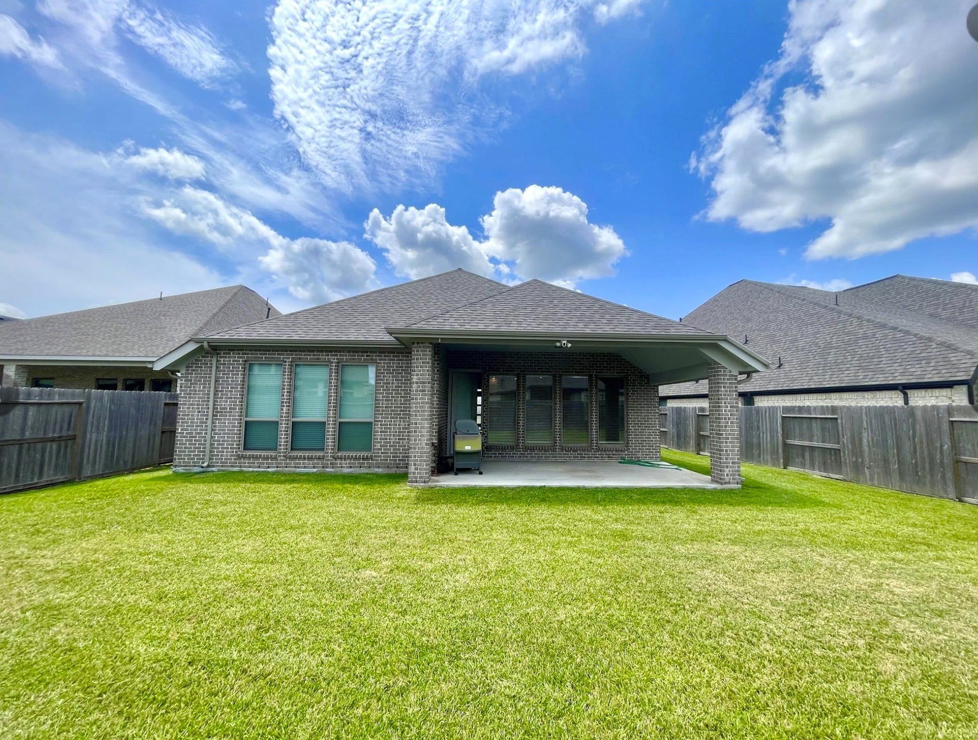 9307 Crescent Mill Drive, Missouri City, TX 77459 9307 Crescent Mill Drive, Missouri City, TX 77459