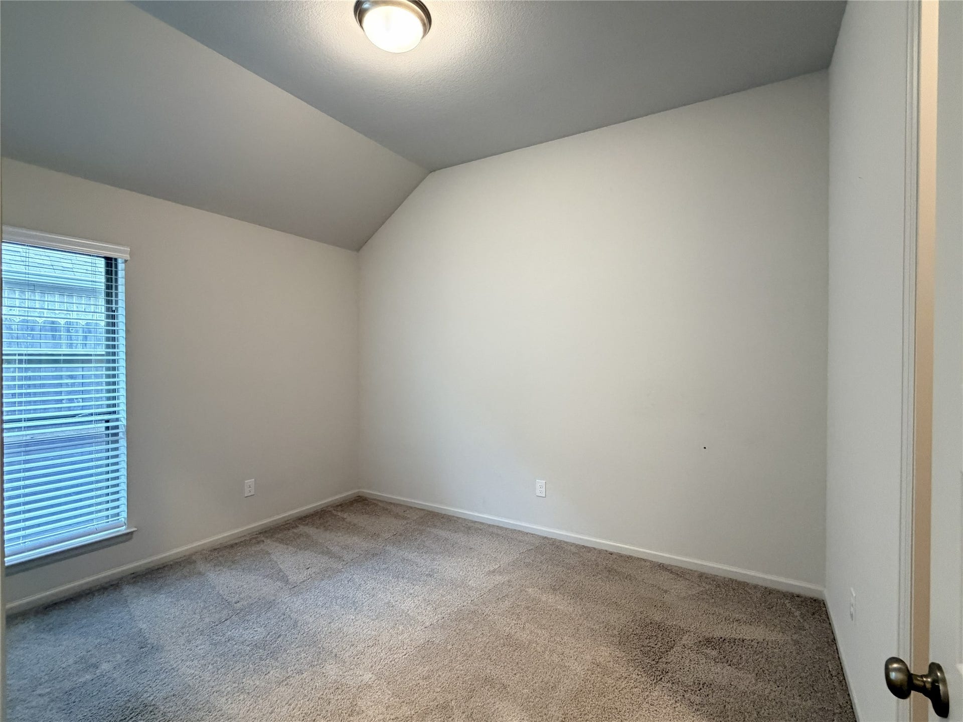 9307 Crescent Mill Drive, Missouri City, TX 77459 3rd bedroom