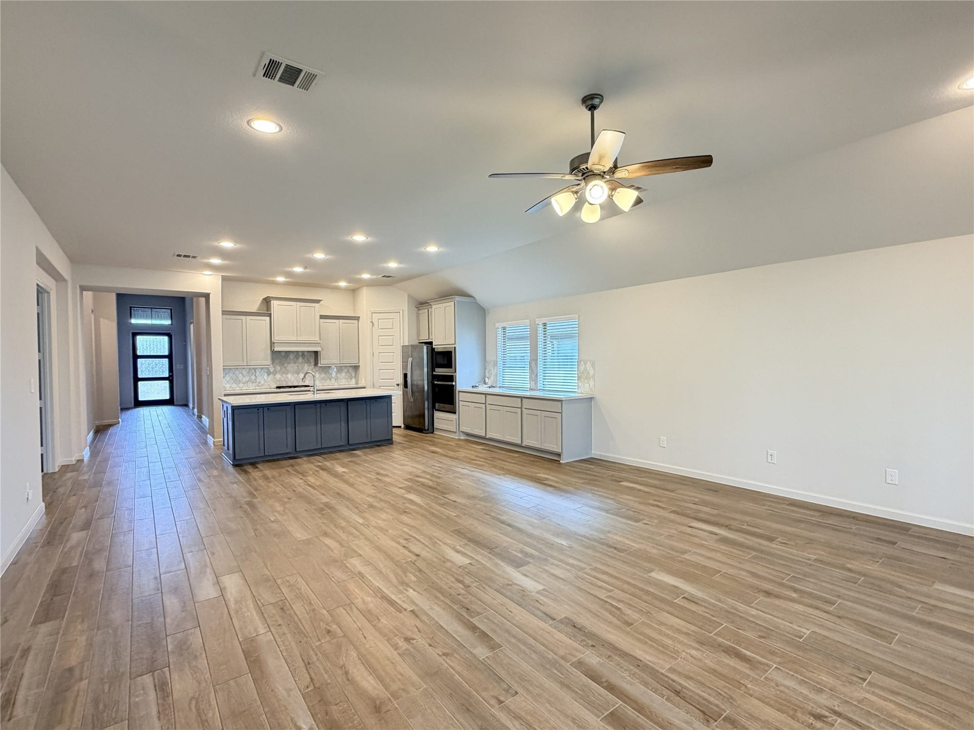 9307 Crescent Mill Drive, Missouri City, TX 77459 9307 Crescent Mill Drive, Missouri City, TX 77459