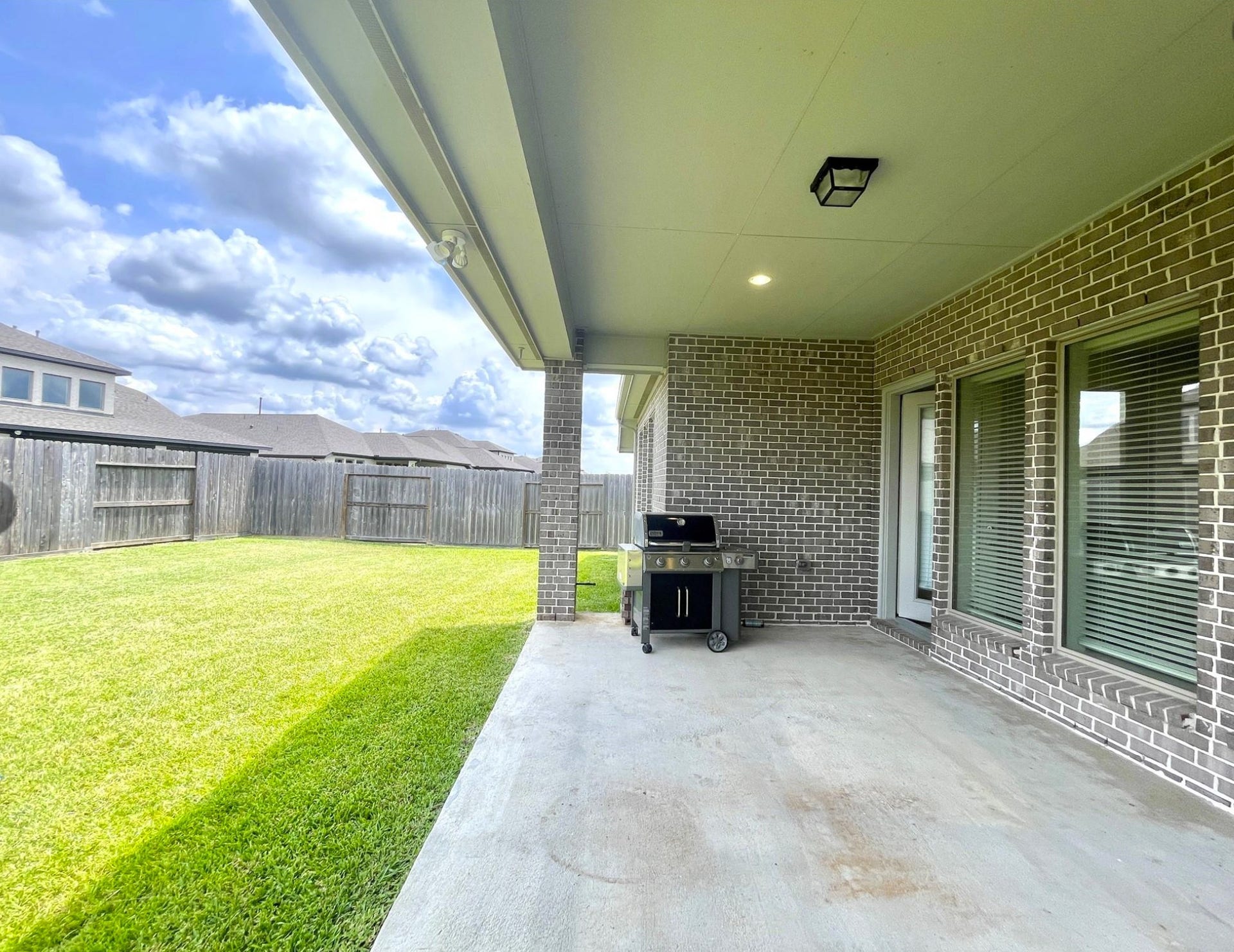 9307 Crescent Mill Drive, Missouri City, TX 77459 9307 Crescent Mill Drive, Missouri City, TX 77459