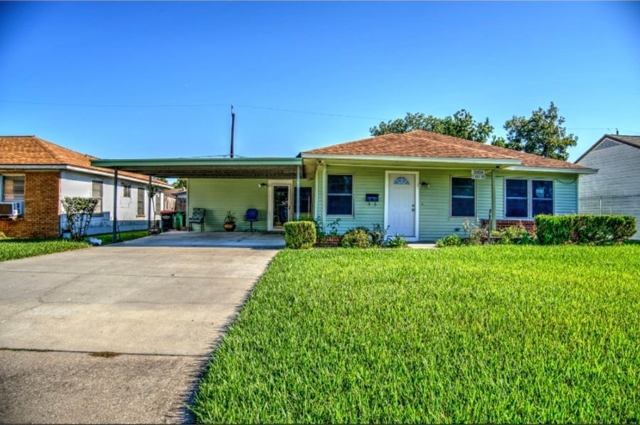 Property photo for 2004 W Gulf Street W, Baytown, TX
