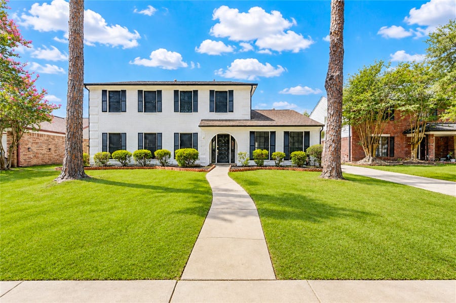 Property photo for 16011 Pinyon Creek Drive, Houston, TX