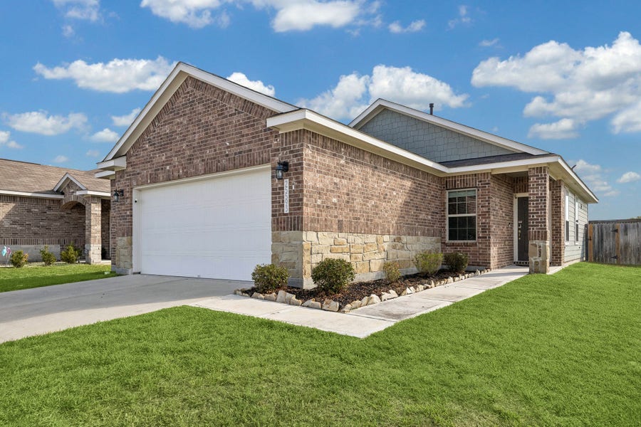 Property photo for 25593 Northpark Spruce Drive, Porter, TX
