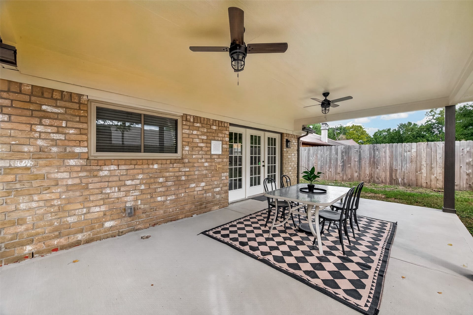 20202 Foxwood Forest Boulevard, Humble, TX 77338 20202 Foxwood Forest Boulevard, Humble, TX 77338