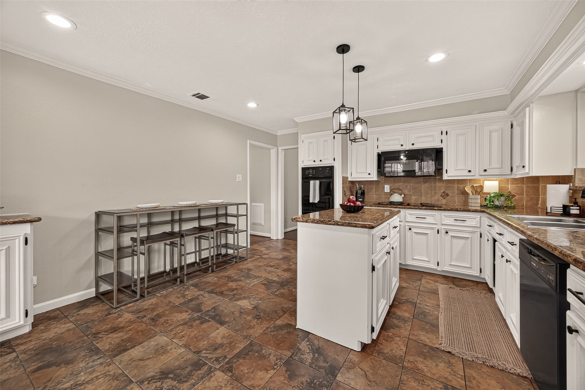 20202 Foxwood Forest Boulevard, Humble, TX 77338 20202 Foxwood Forest Boulevard, Humble, TX 77338