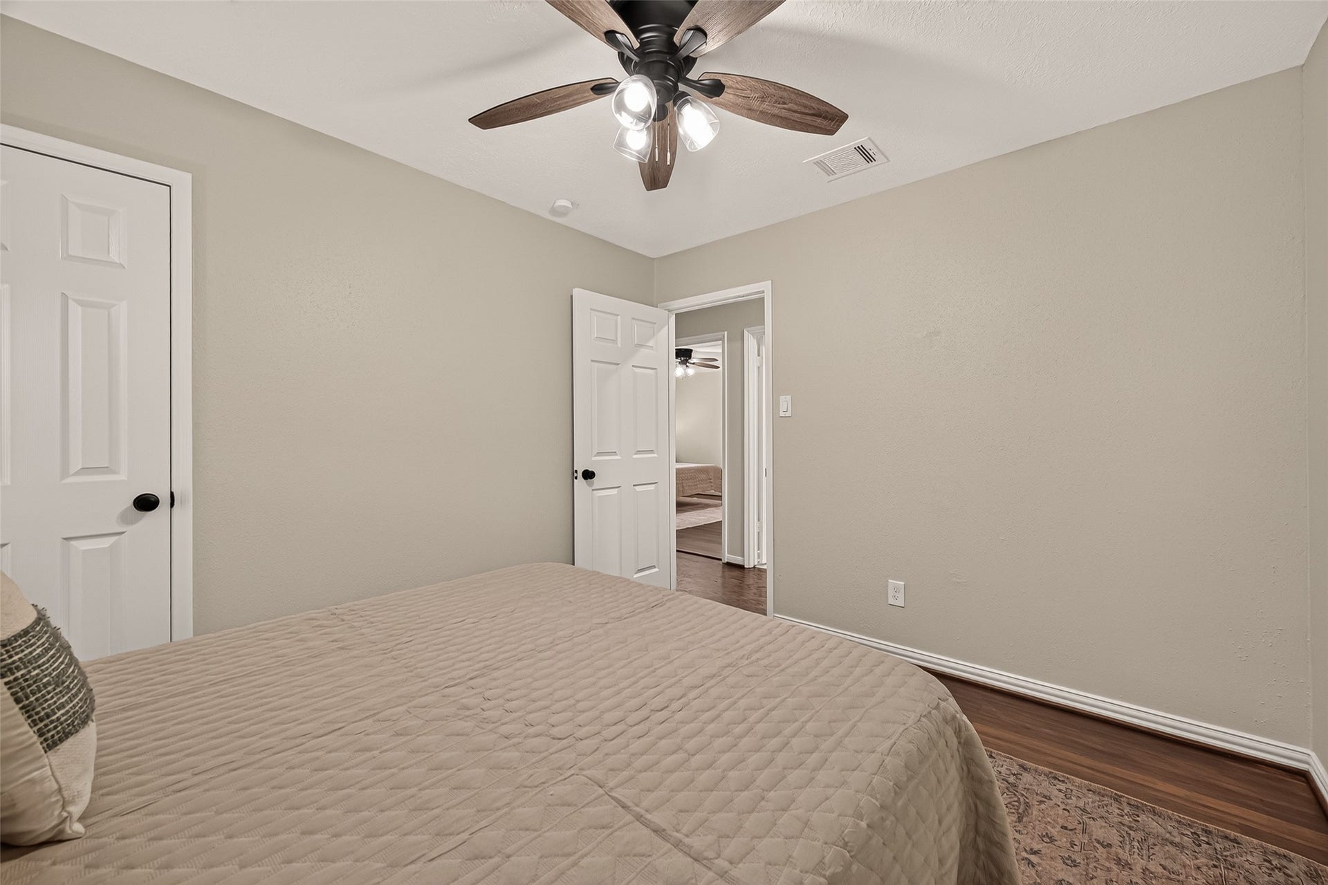 20202 Foxwood Forest Boulevard, Humble, TX 77338 20202 Foxwood Forest Boulevard, Humble, TX 77338