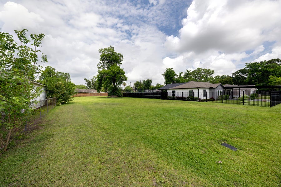 Property photo for 1923 Harland Drive, Houston, TX