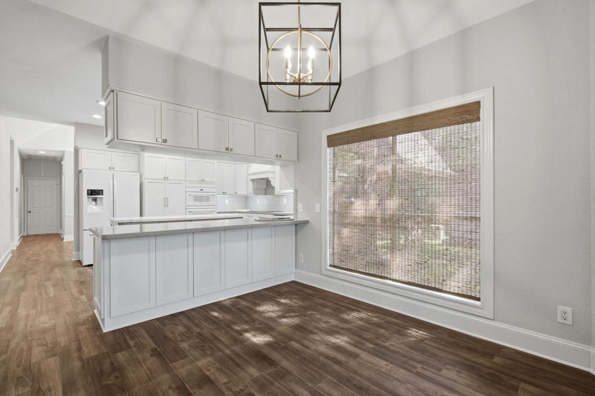 162 Dawns Edge Drive, Conroe, TX 77356