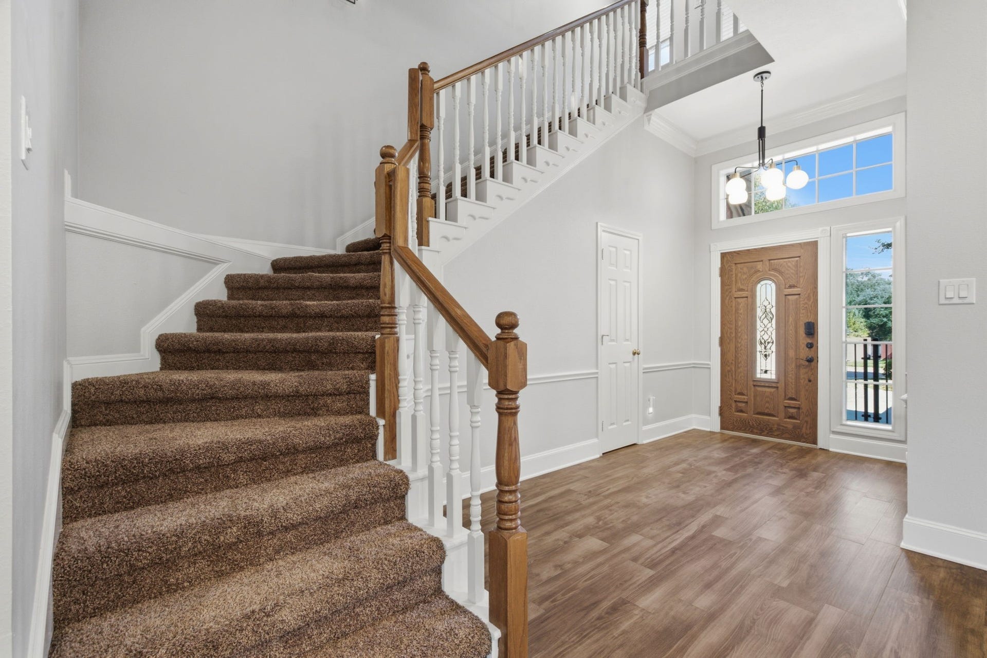 162 Dawns Edge Drive, Conroe, TX 77356