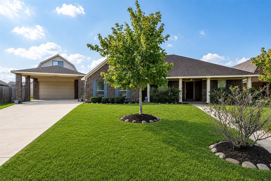 Property photo for 6746 Conroe Circle, Manvel, TX
