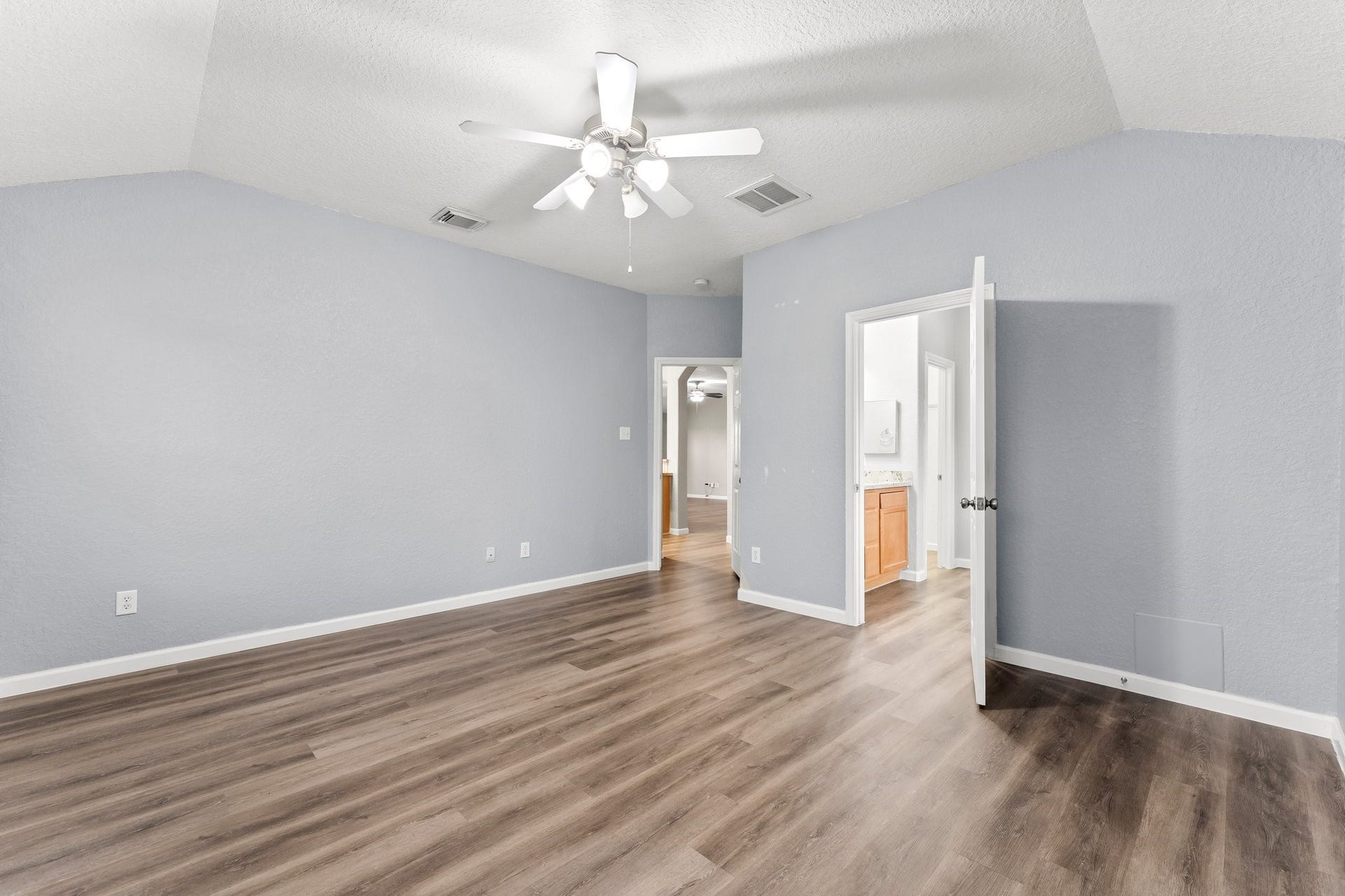 22014 Briarvine Court, Spring, TX 77389 22014 Briarvine Court, Spring, TX 77389