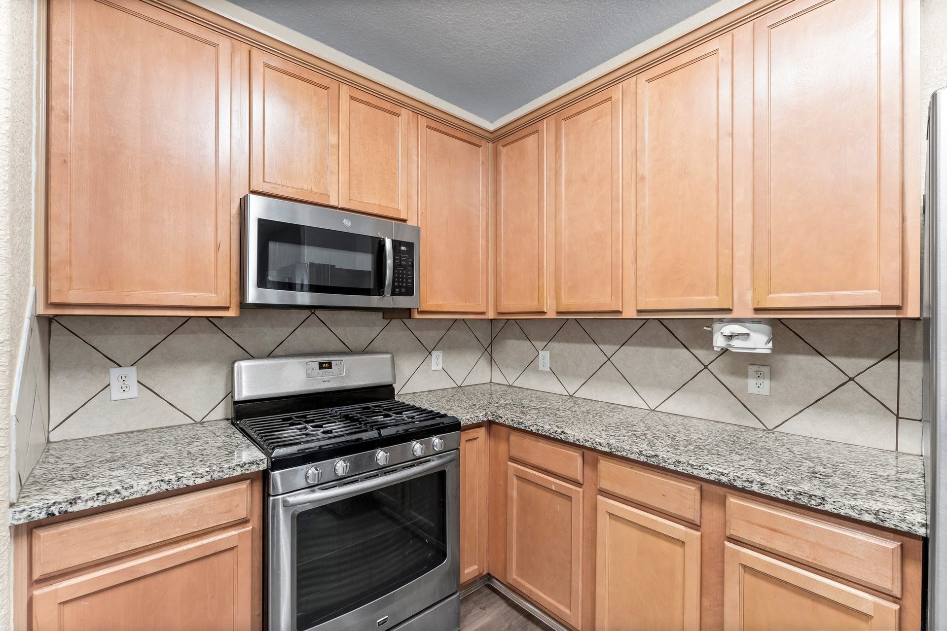 22014 Briarvine Court, Spring, TX 77389 22014 Briarvine Court, Spring, TX 77389