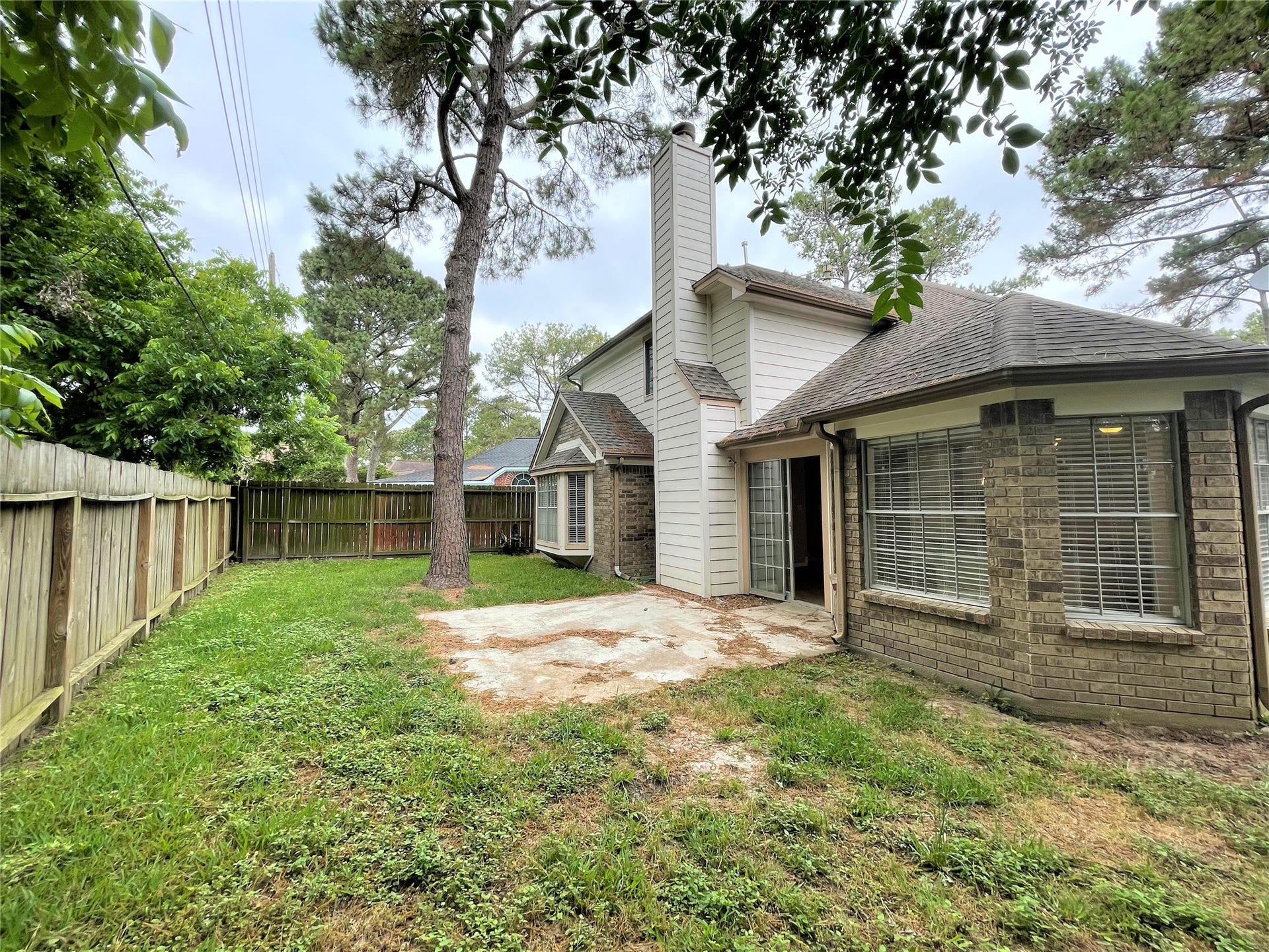 8406 Lake Crystal Drive, Houston, TX 77095 8406 Lake Crystal Drive, Houston, TX 77095