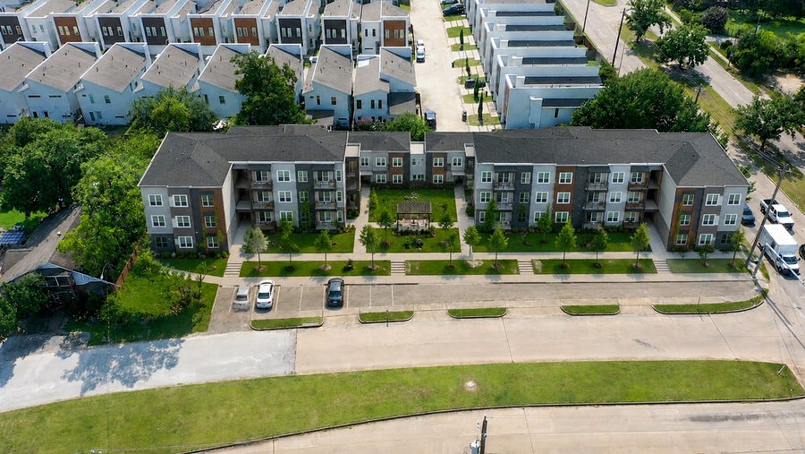 Property photo for 5519 Rosslyn Road, Houston, TX