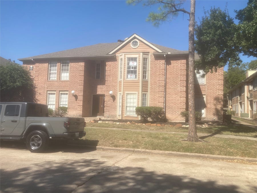 Property photo for 12400 Overbrook Lane, #51D, Houston, TX