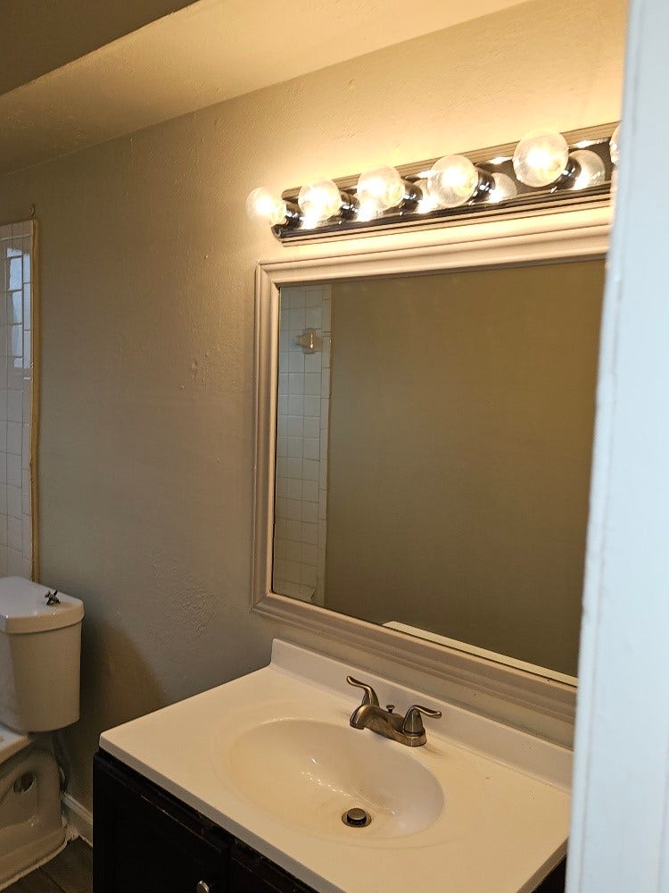 6815 Beachwood Street, #3, Houston, TX 77021 6815 Beachwood Street, #3, Houston, TX 77021