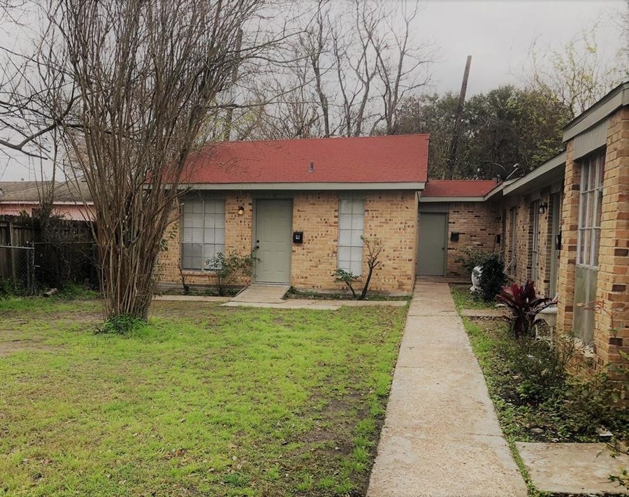 Property photo for 6815 Beachwood Street, #3, Houston, TX