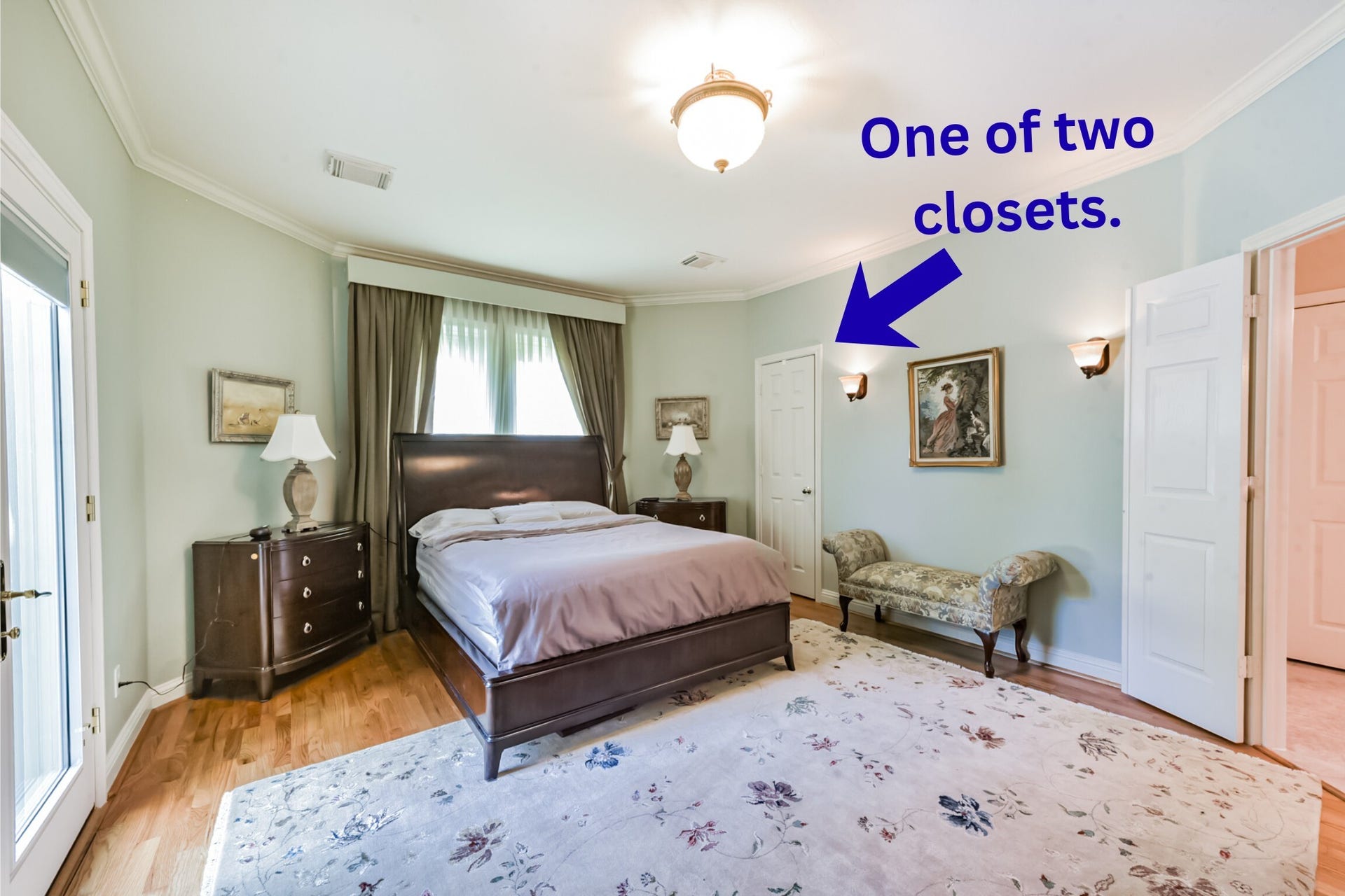 5346 Navarro Street, Houston, TX 77056 Primary bedroom with ensuite bathroom and two closets.