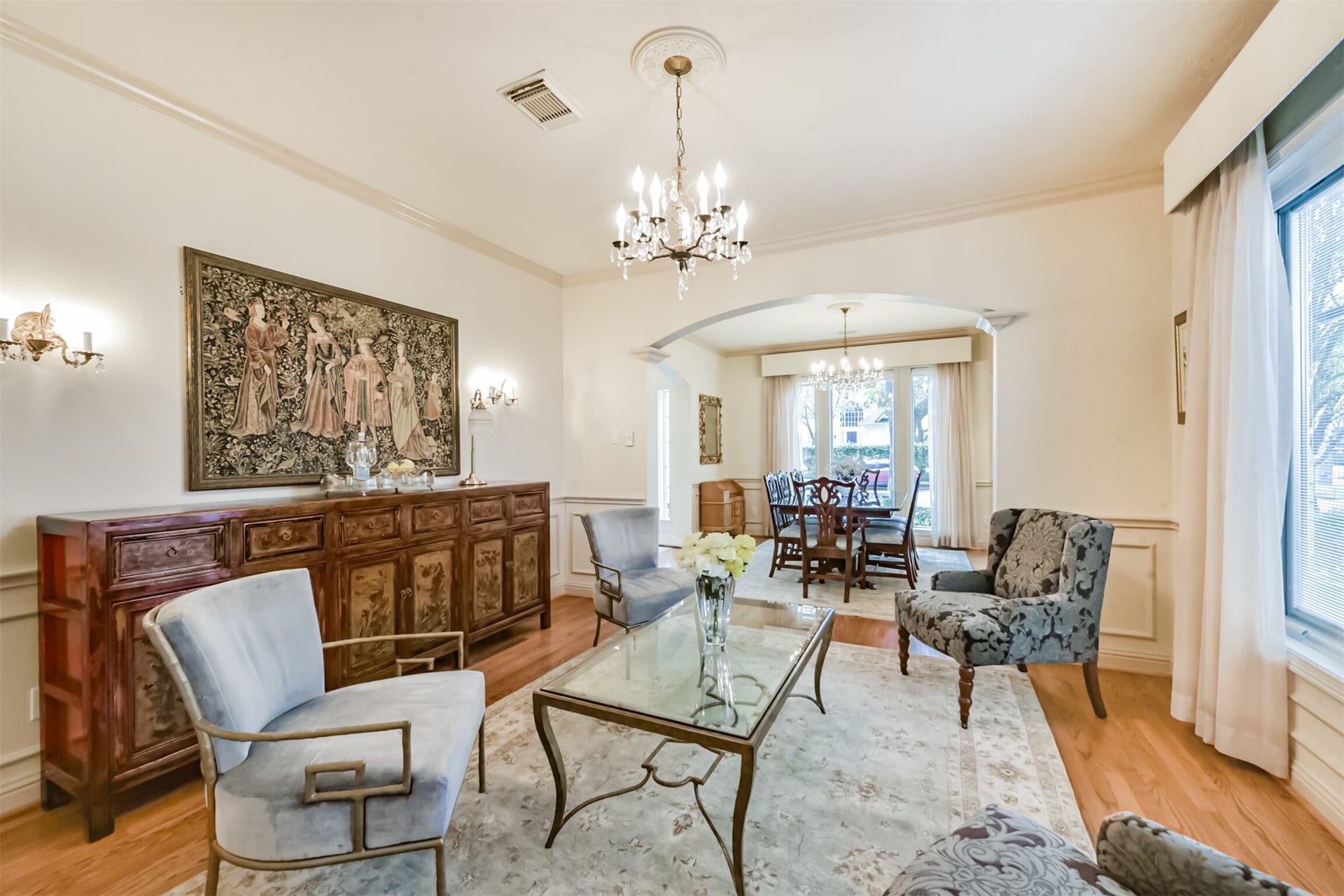 5346 Navarro Street, Houston, TX 77056 5346 Navarro Street, Houston, TX 77056
