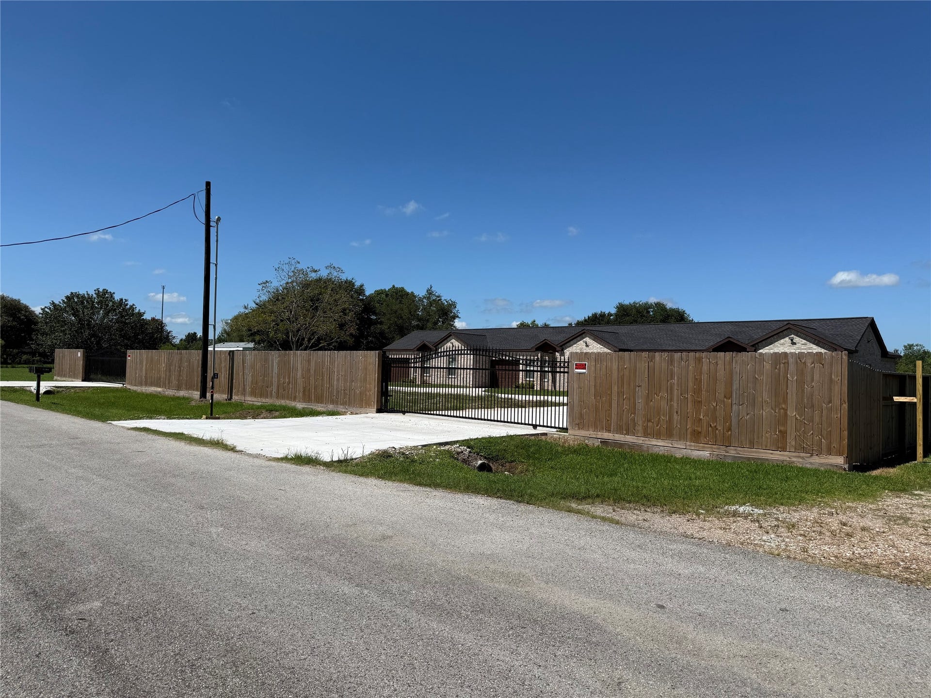 9508 Quaker Court, Rosharon, TX 77583 9508 Quaker Court, Rosharon, TX 77583
