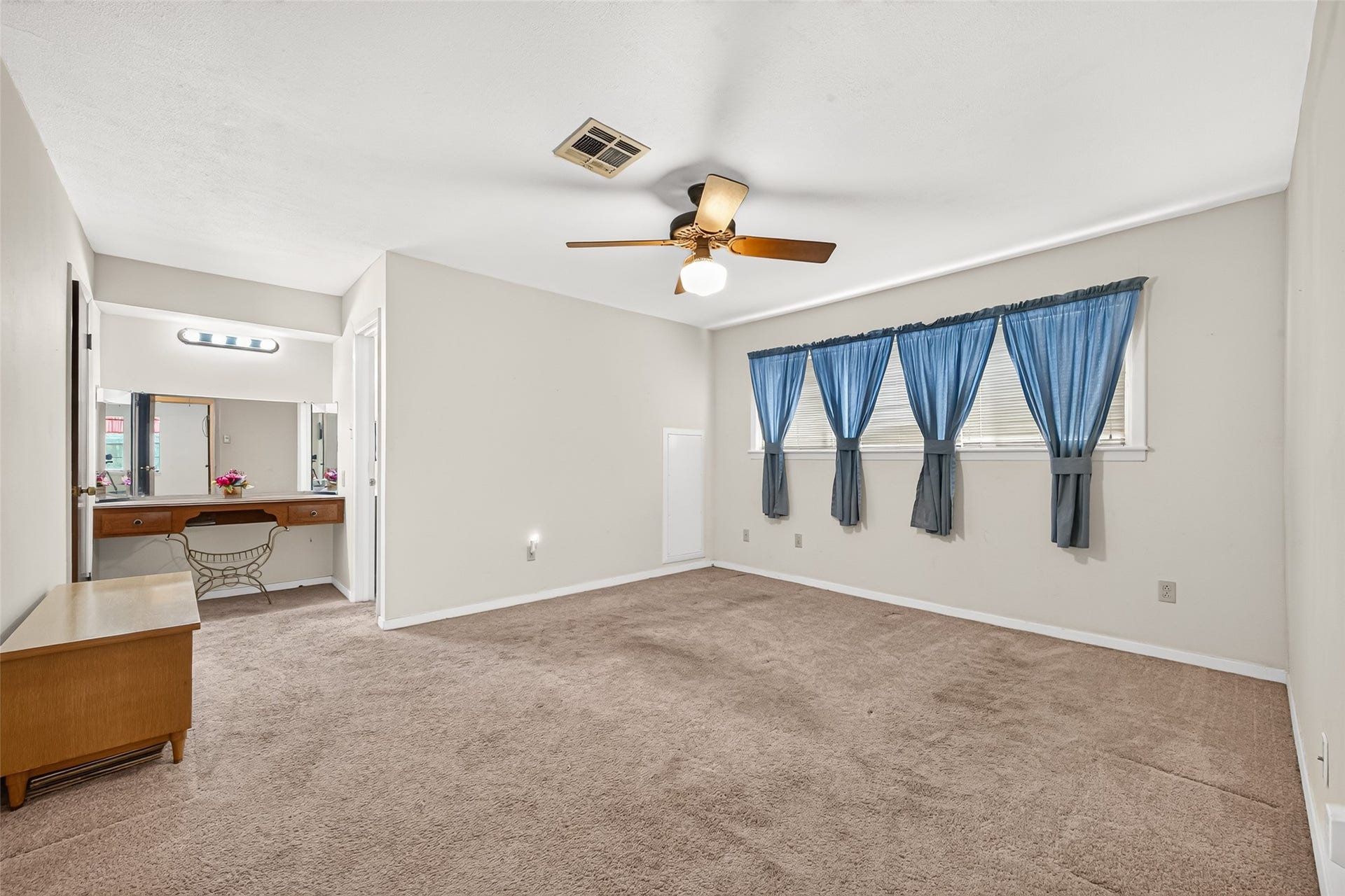 821 Bernard Avenue, Rosenberg, TX 77471 Another view of primary