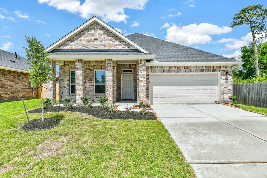 Property photo for 3019 King Oaks Street, Baytown, TX