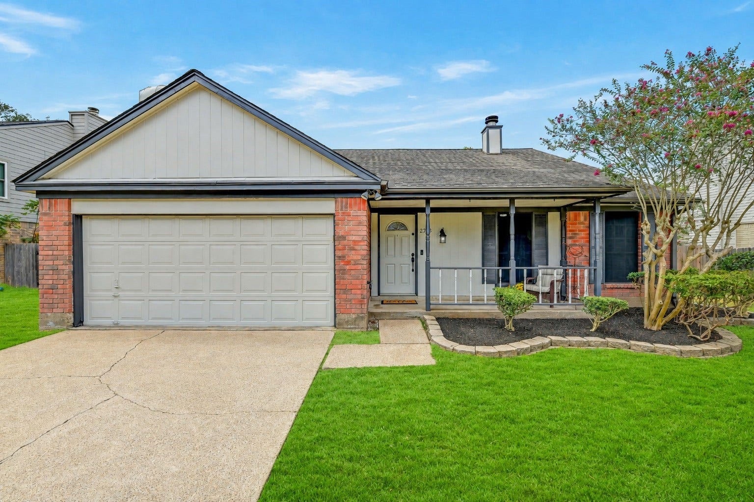 2708 Glendale Drive, Pearland, TX 77584 Welcome to 2708 Glendale Drive, a move-in ready single-story home in an established Pearland neighborhood boasting fresh exterior paint, mature landscaping, a charming covered front porch & attached 2-car garage!