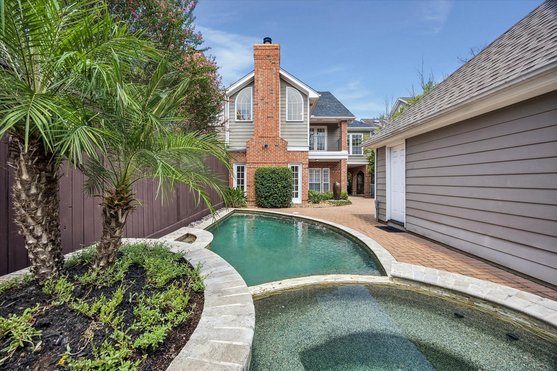 1613 Norfolk Street, Houston, TX 77006 1613 Norfolk Street, Houston, TX 77006
