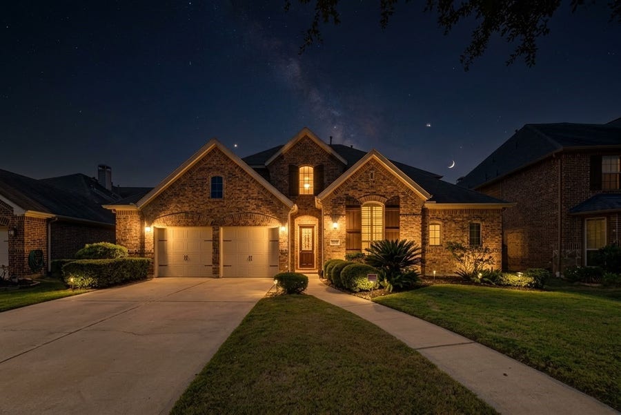 Property photo for 4226 Pebble Heights Lane, Sugar Land, TX