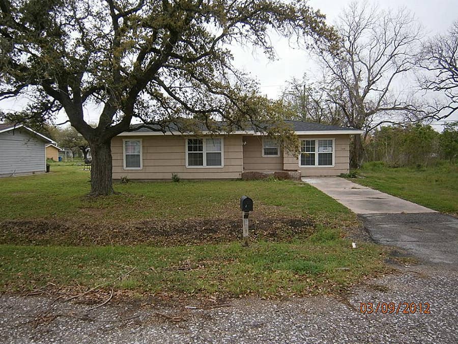 Property photo for 225 Nanlee Street, La Marque, TX
