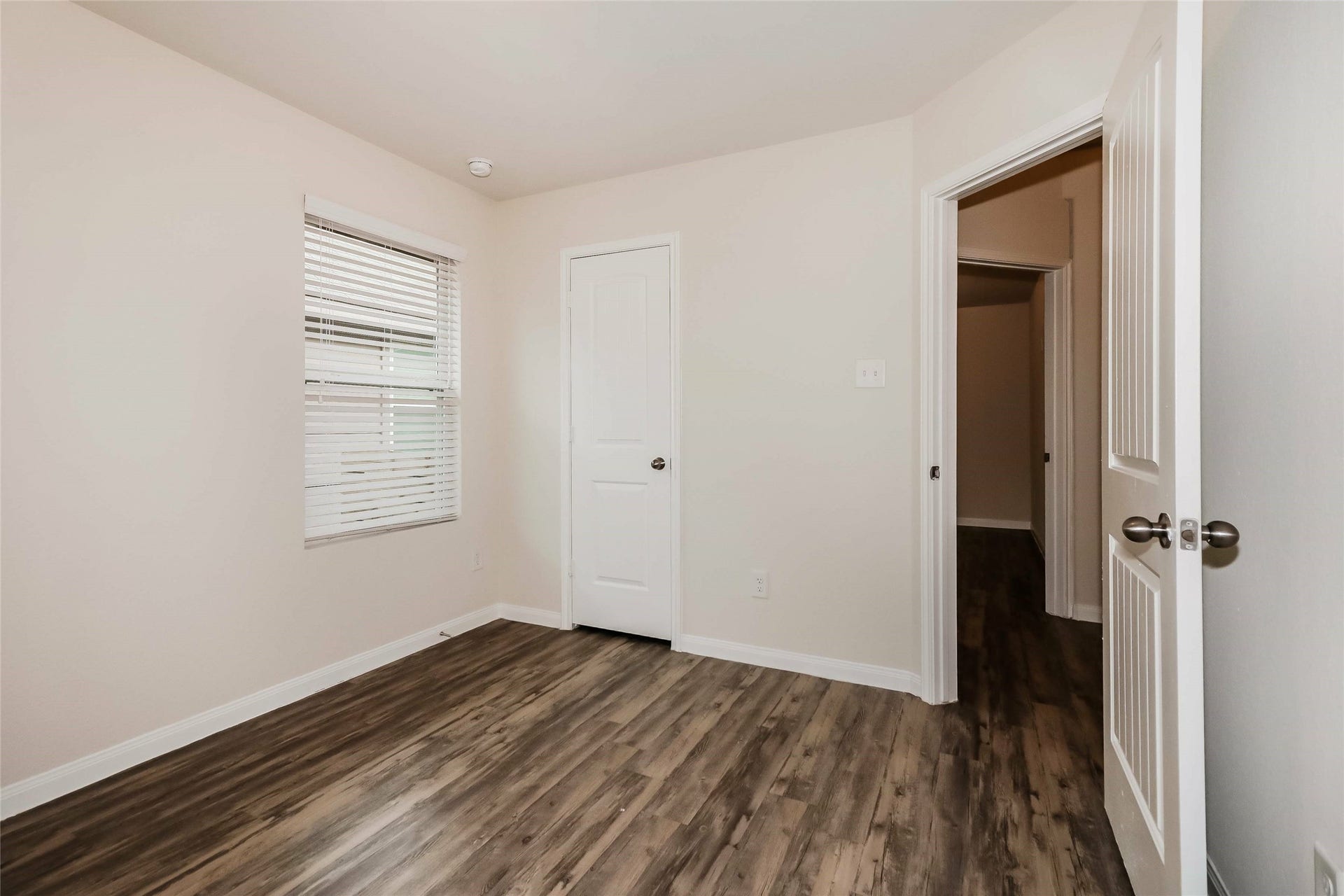 18906 Brescia Lane, Katy, TX 77449 Photos may be representative of the floor plan and not the exact home. Finishes, layout, and features of the actual property for lease may vary.