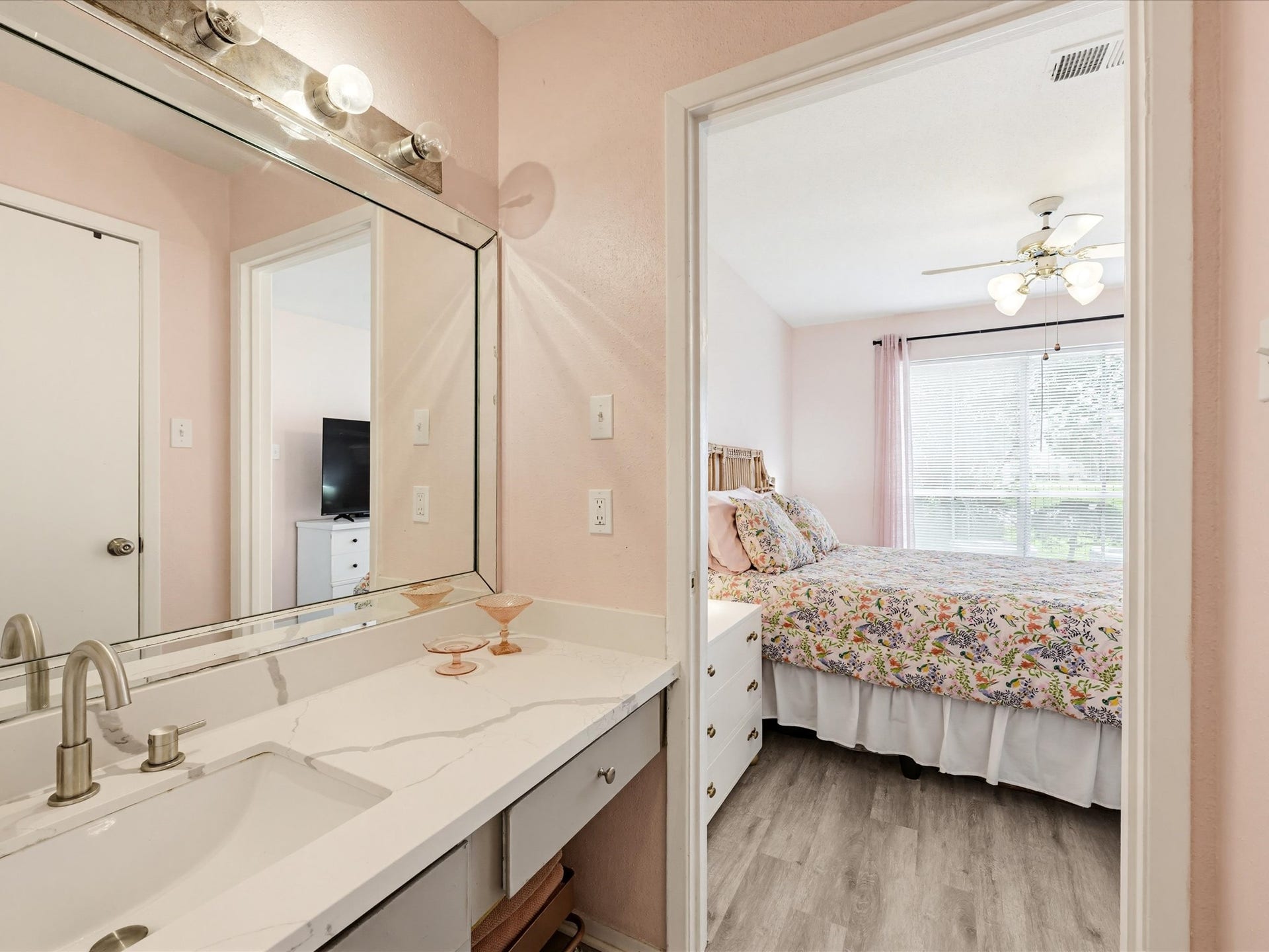 18800 Egret Bay Boulevard, #1605, Webster, TX 77058 18800 Egret Bay Boulevard, #1605, Webster, TX 77058