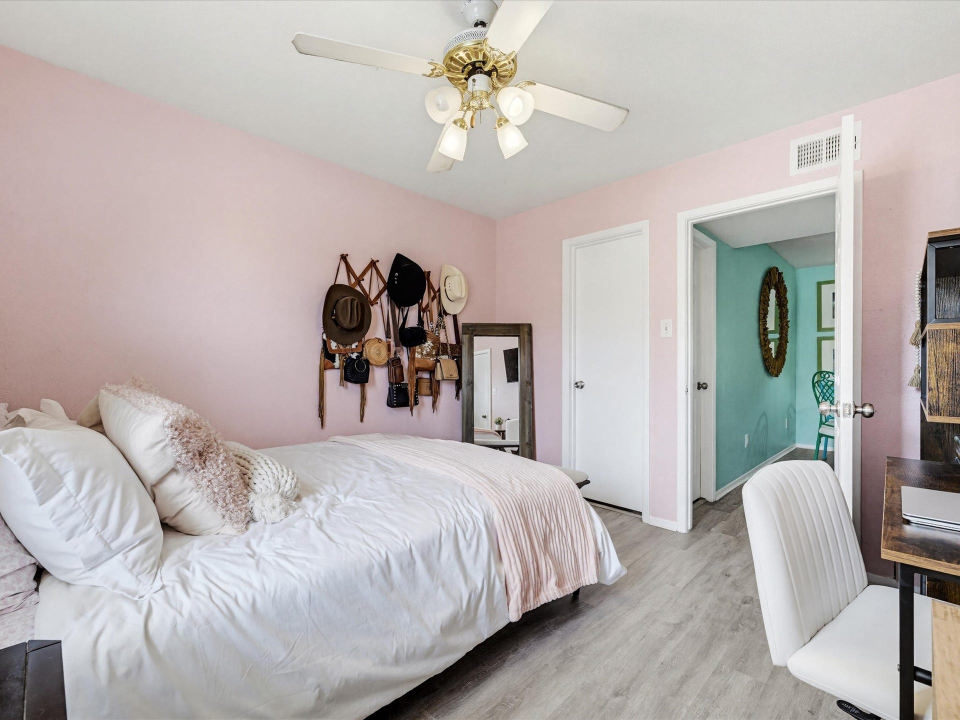 18800 Egret Bay Boulevard, #1605, Webster, TX 77058 18800 Egret Bay Boulevard, #1605, Webster, TX 77058