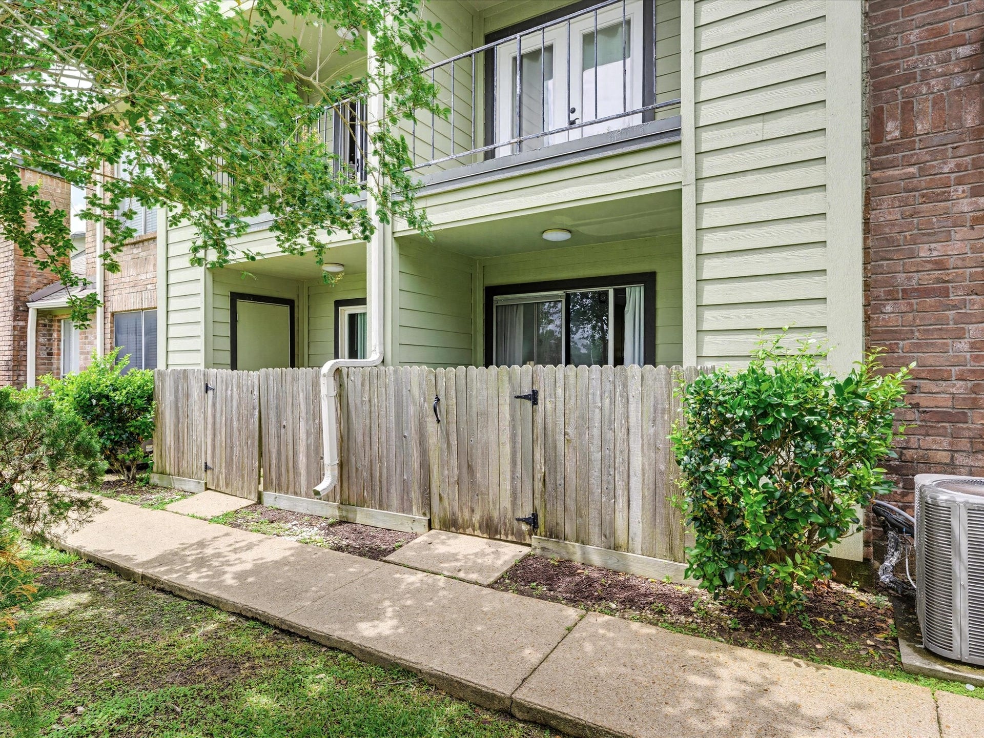 18800 Egret Bay Boulevard, #1605, Webster, TX 77058 18800 Egret Bay Boulevard, #1605, Webster, TX 77058