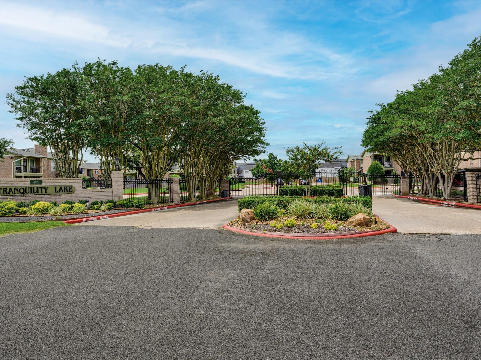 18800 Egret Bay Boulevard, #1605, Webster, TX 77058 18800 Egret Bay Boulevard, #1605, Webster, TX 77058