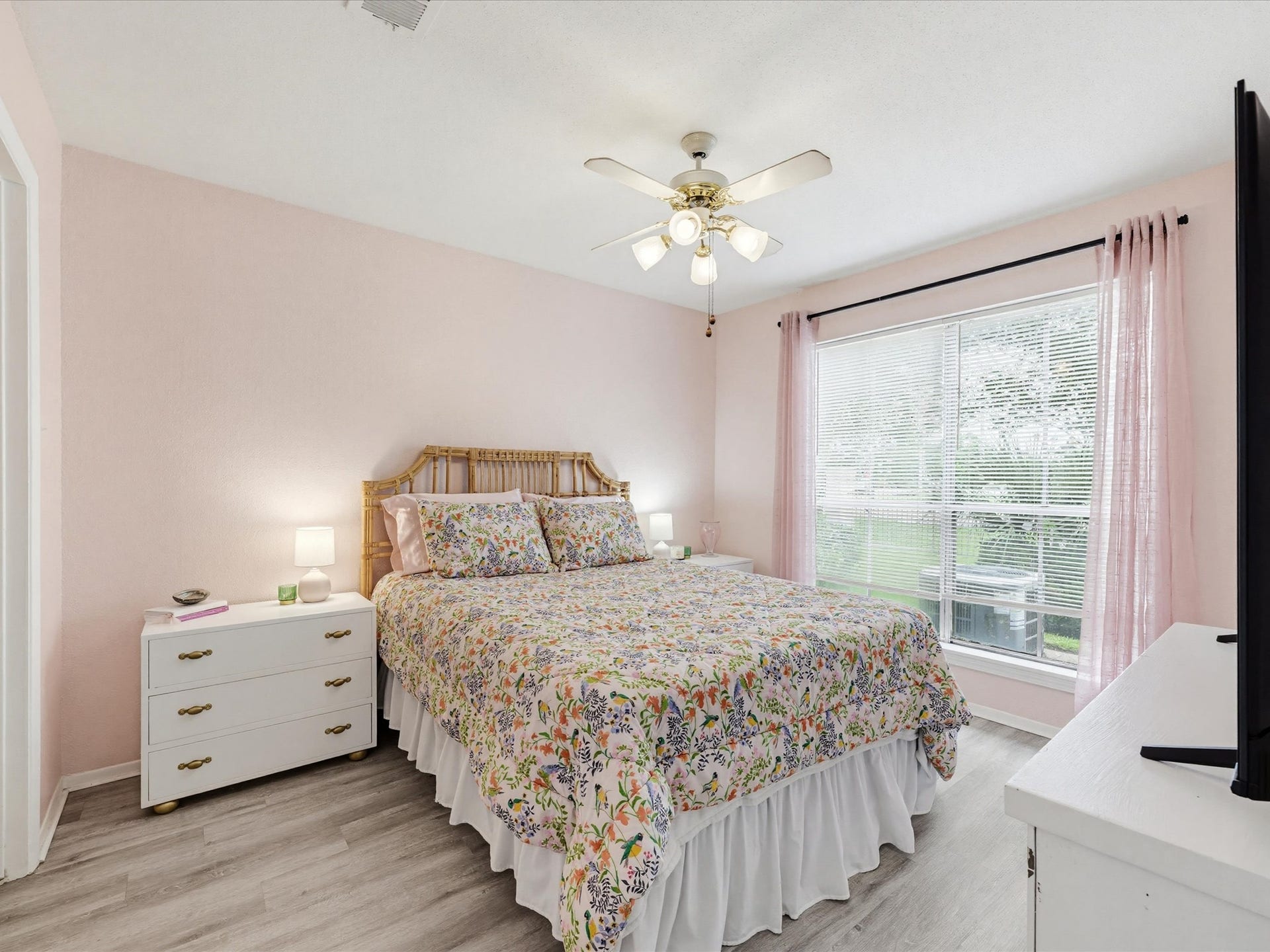 18800 Egret Bay Boulevard, #1605, Webster, TX 77058 18800 Egret Bay Boulevard, #1605, Webster, TX 77058