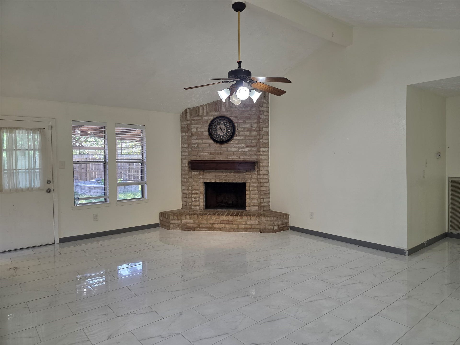 16722 Ribbonridge Drive, Sugar Land, TX 77498 16722 Ribbonridge Drive, Sugar Land, TX 77498