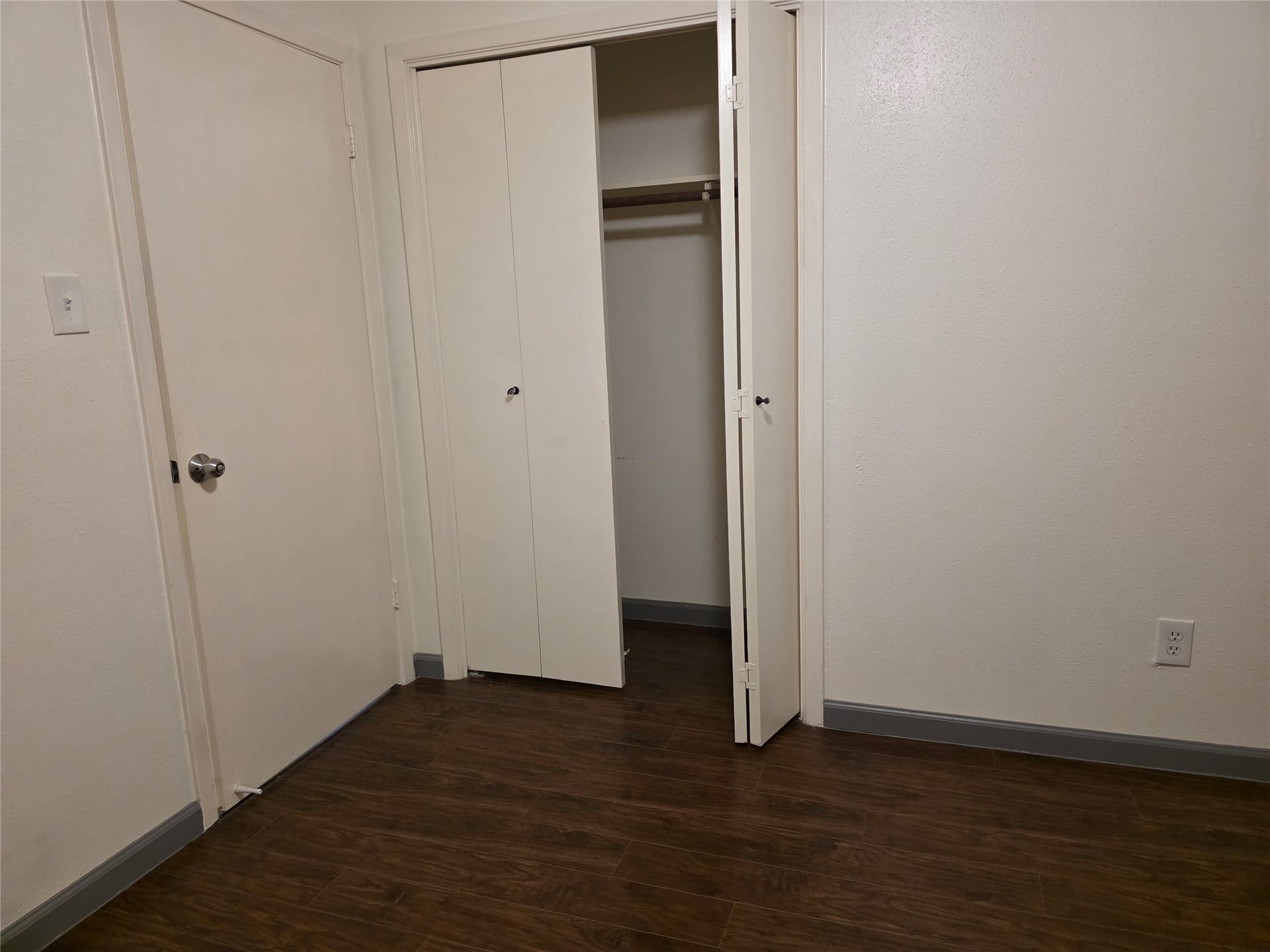 16722 Ribbonridge Drive, Sugar Land, TX 77498 16722 Ribbonridge Drive, Sugar Land, TX 77498