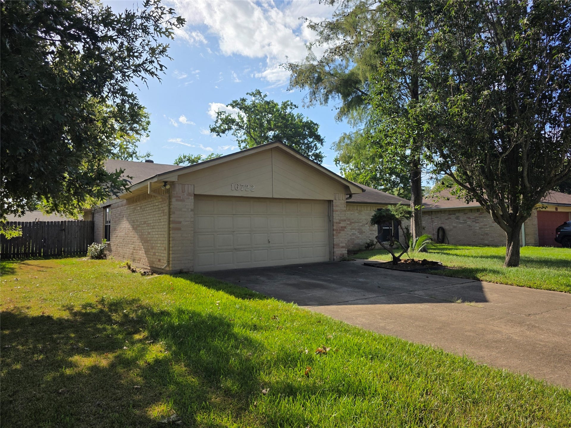 16722 Ribbonridge Drive, Sugar Land, TX 77498 16722 Ribbonridge Drive, Sugar Land, TX 77498