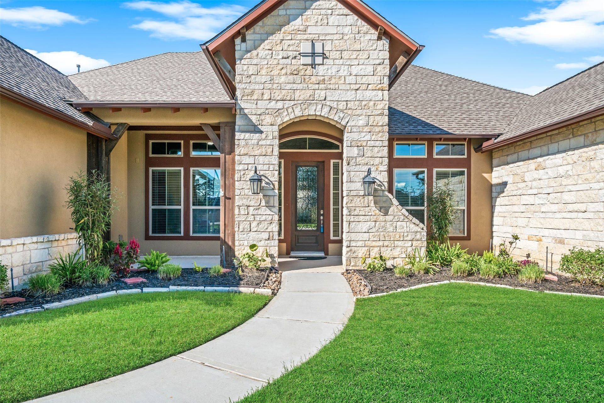 12606 Whitney Court, Magnolia, TX 77354 12606 Whitney Court, Magnolia, TX 77354